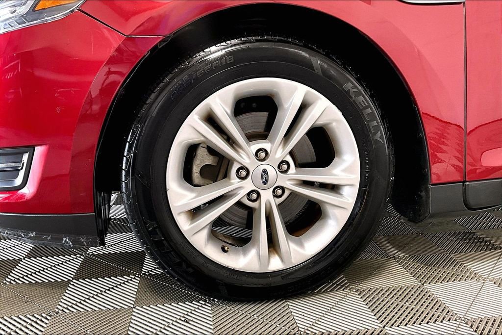 Used 2016 Ford Taurus SEL w/ Equipment Group 201A image 8