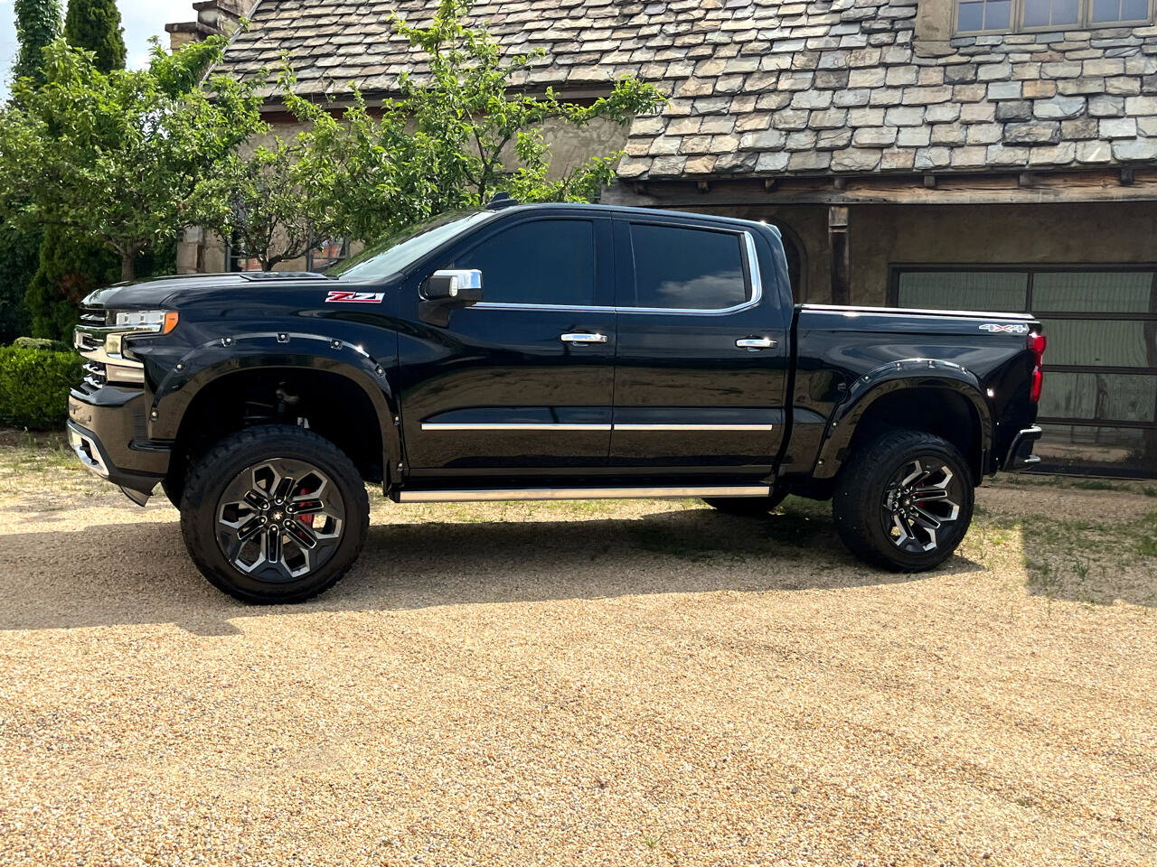 Used 2020 Chevrolet Silverado 1500 LTZ image 5