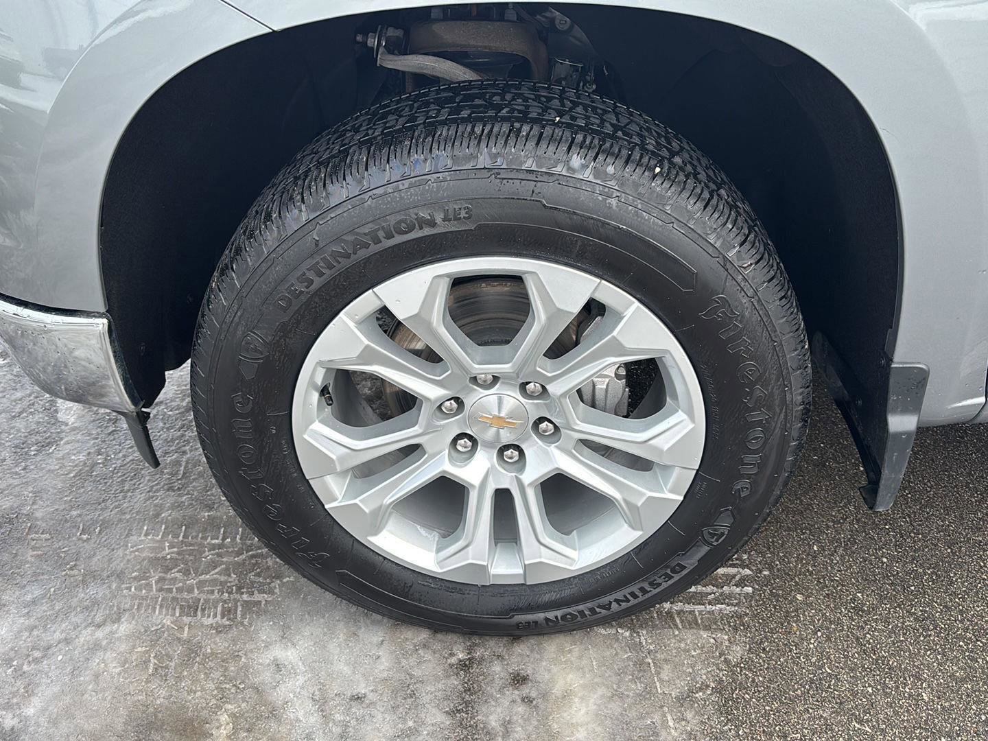 Used 2024 Chevrolet Silverado 1500 LTZ image 12