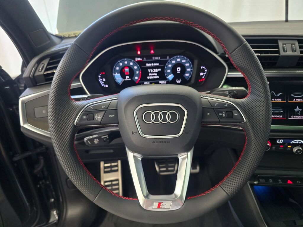 New 2025 Audi Q3 2.0T Premium Plus image 14
