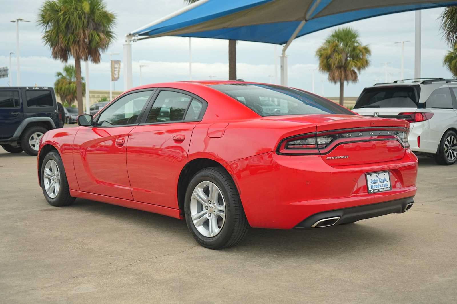 Used 2022 Dodge Charger SXT RWD image 4