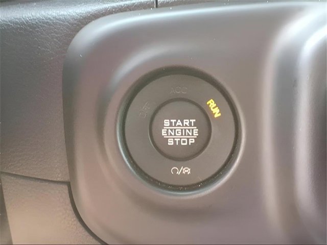 Used 2021 Jeep Gladiator Overland image 14