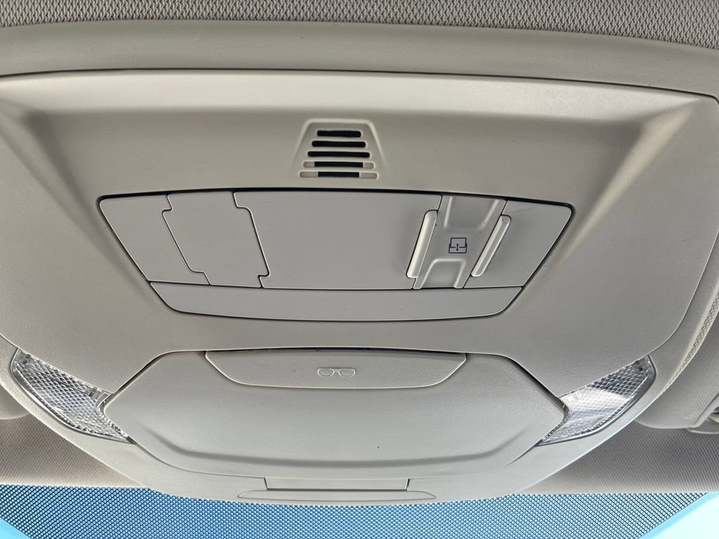Used 2018 Ford Focus Titanium FWD image 27