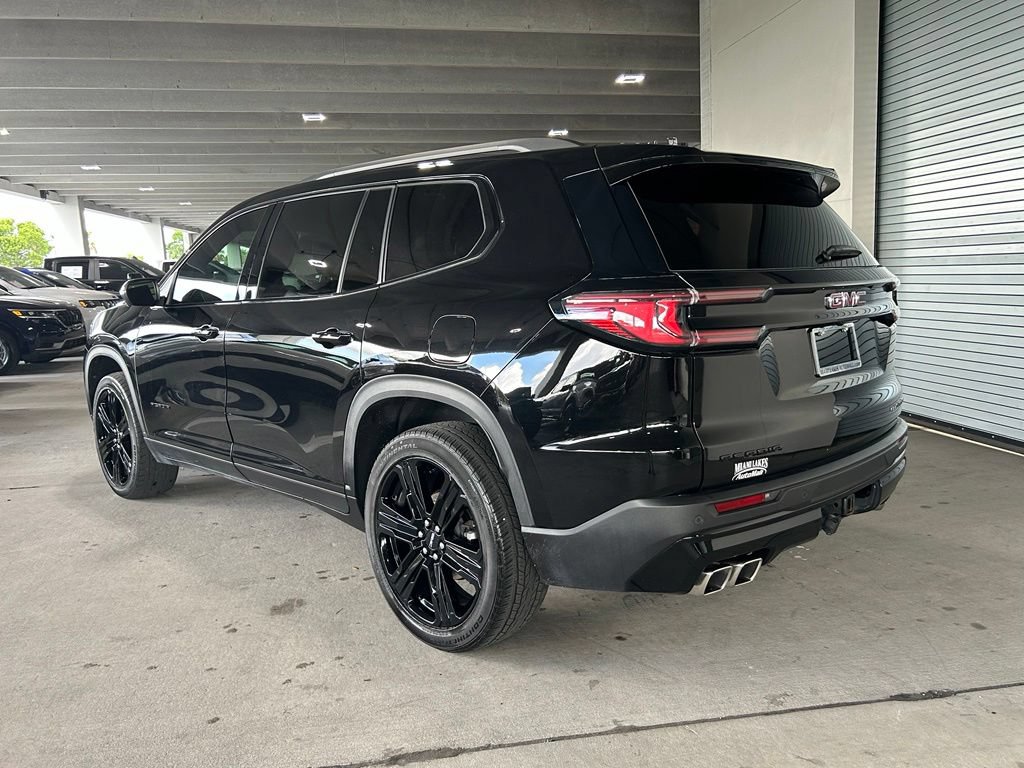 Used 2024 GMC Acadia Elevation w/ Black Edition FWD image 3