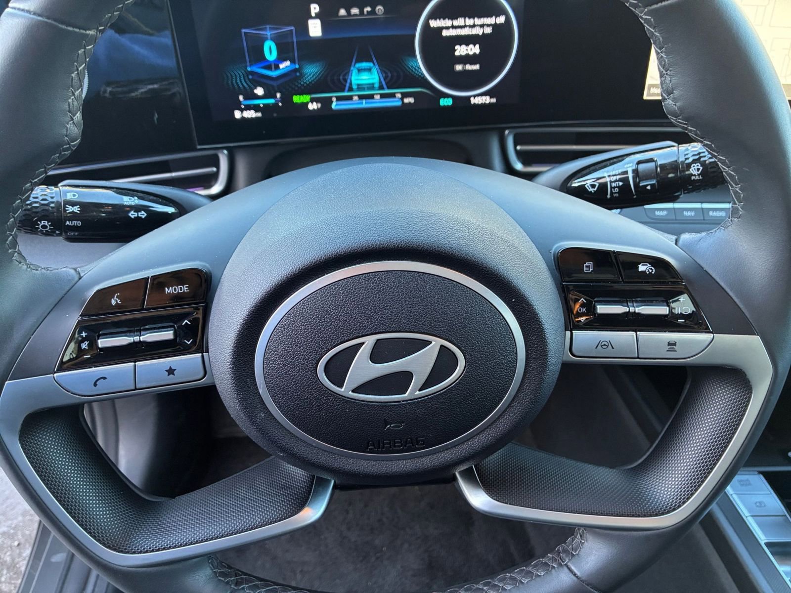 Used 2025 Hyundai Elantra Limited image 29