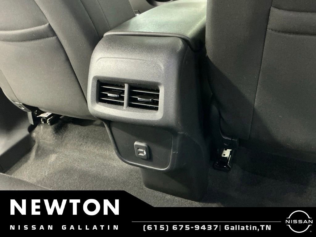 Used 2020 Chevrolet Equinox LT FWD image 10