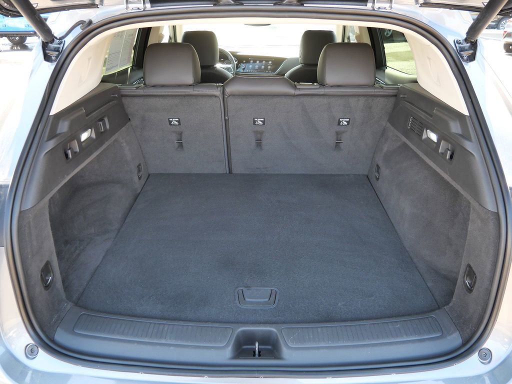 Used 2022 Buick Envision Essence w/ Technology Package I image 22