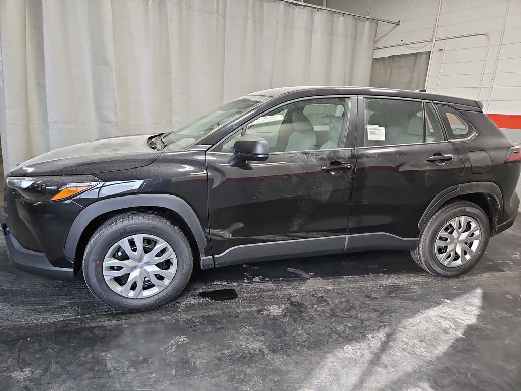 New 2026 Toyota Corolla Cross L image 4