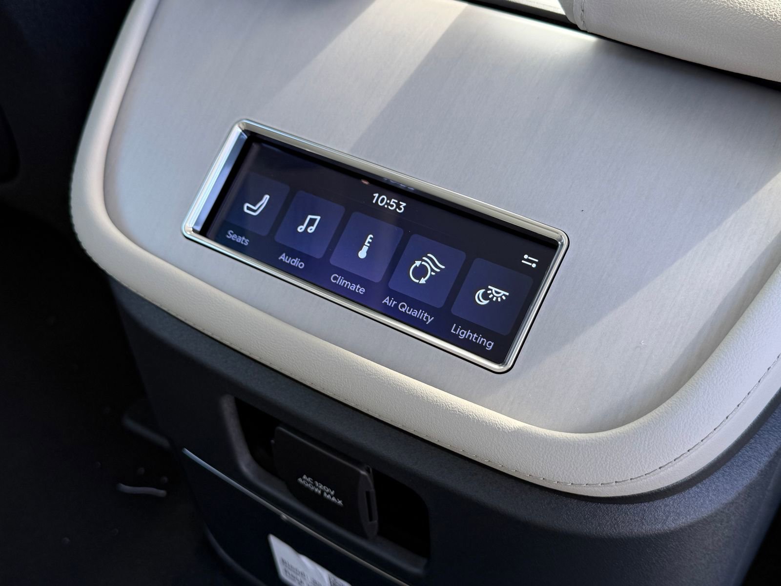 New 2026 Lincoln Navigator Reserve w/ Jet Appearance Package image 12