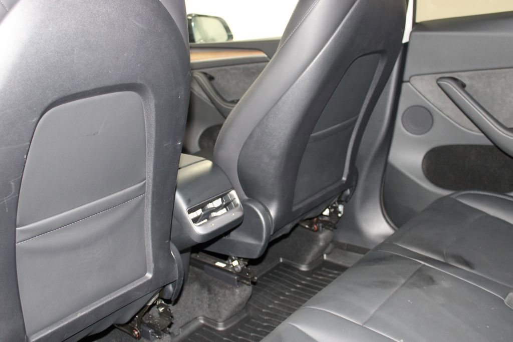 Used 2024 Tesla Model Y Long Range image 24