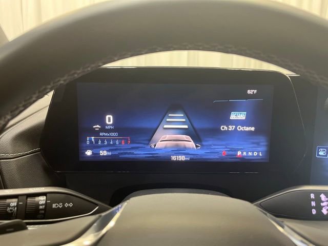 Used 2025 Chevrolet Traverse LT image 21