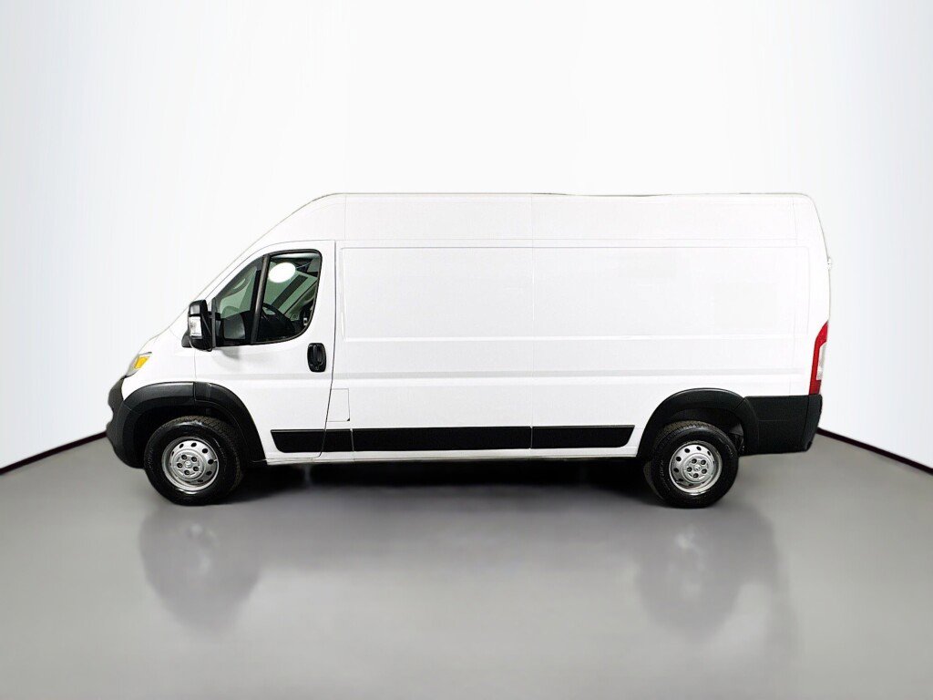 Used 2023 RAM ProMaster 2500 image 2