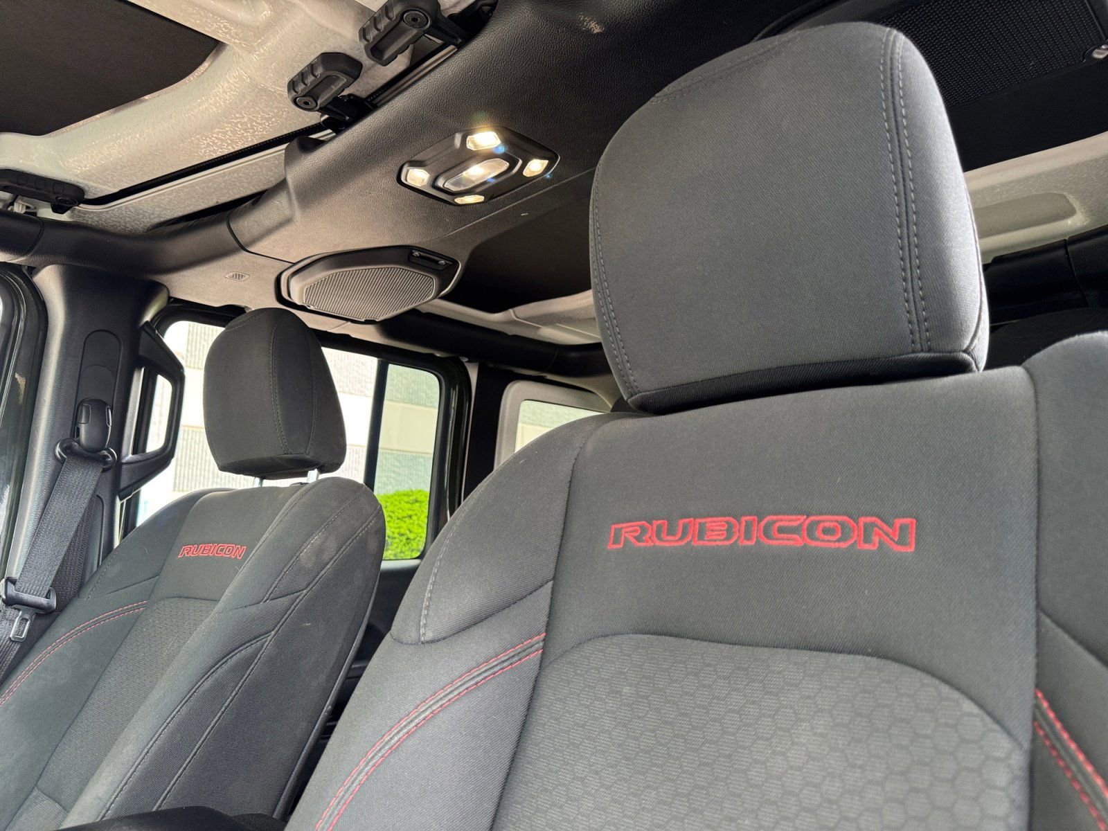 Used 2021 Jeep Wrangler Unlimited Rubicon image 10