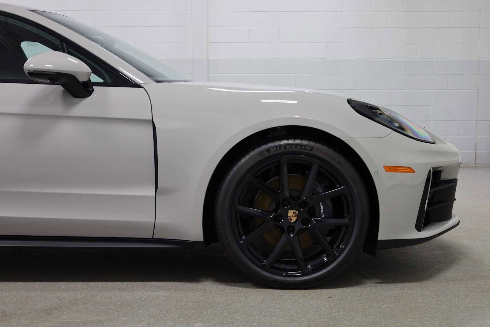 New 2026 Porsche Panamera image 11