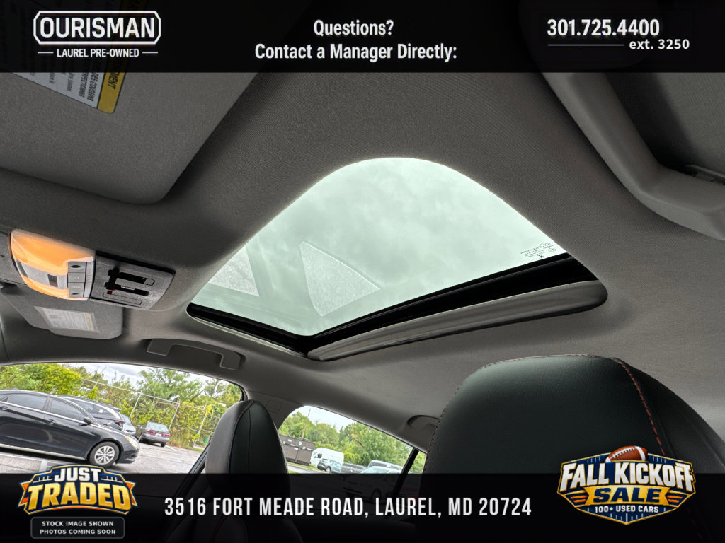 Used 2025 Nissan Sentra SR w/ SR Premium Package FWD image 16