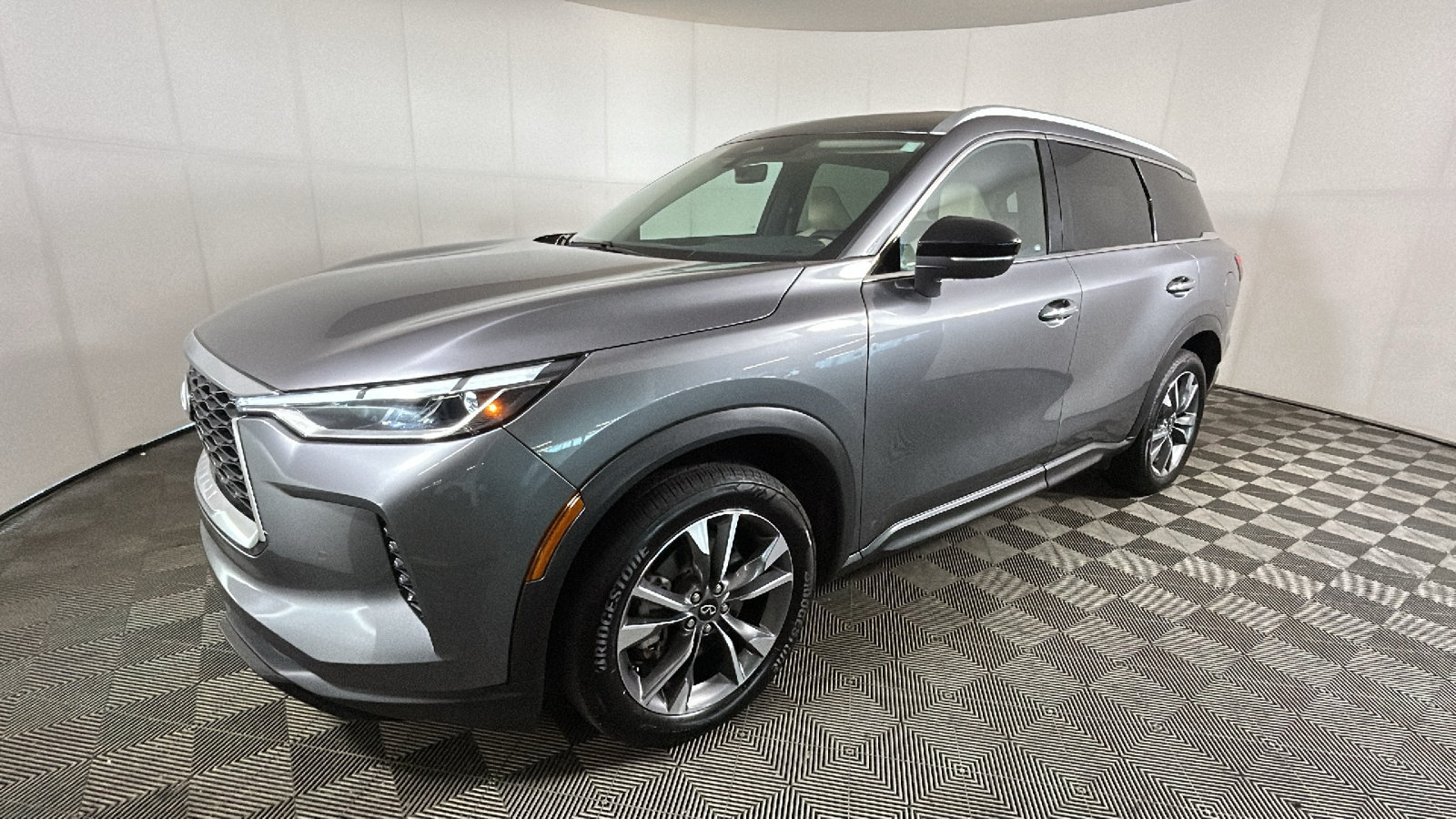 Used 2024 INFINITI QX60 Luxe AWD/4WD image 6