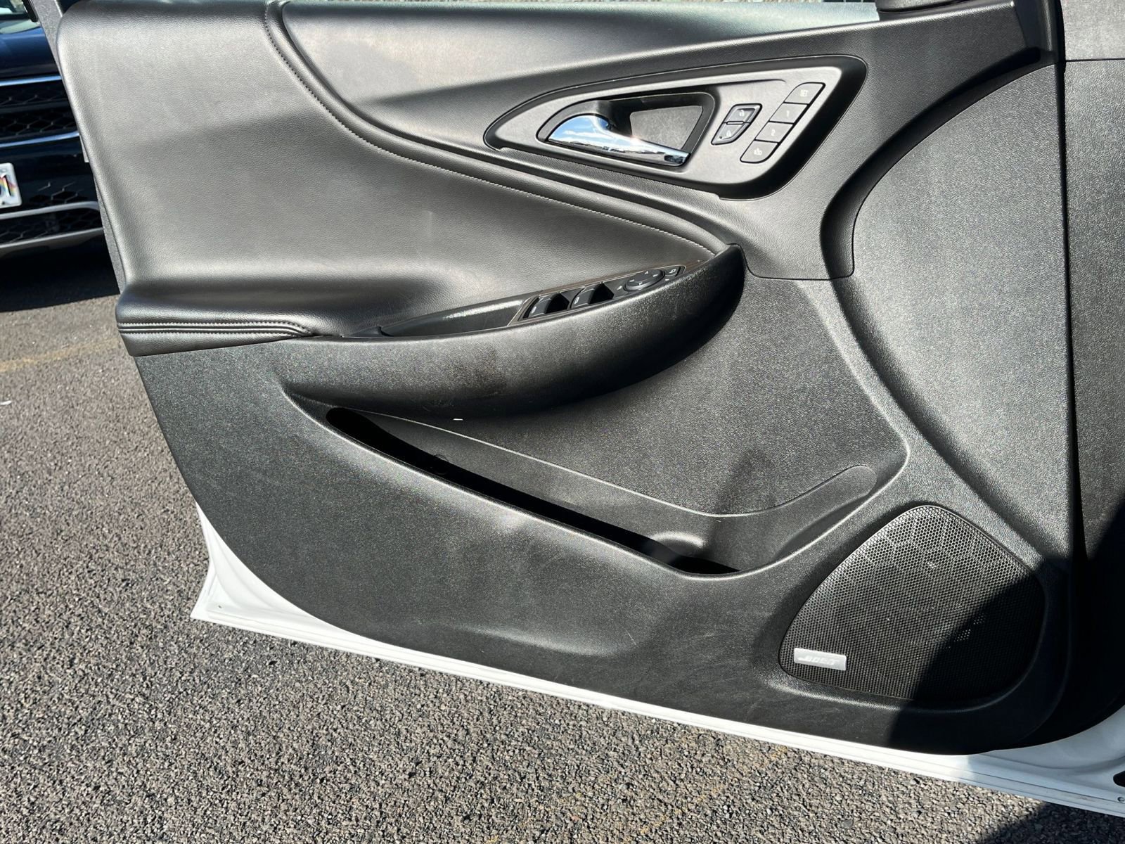 Used 2024 Chevrolet Malibu LT image 18