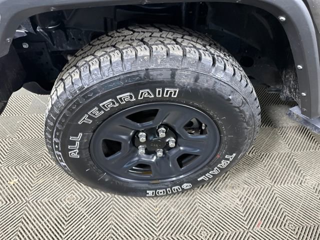 Used 2022 Jeep Gladiator Sport image 9