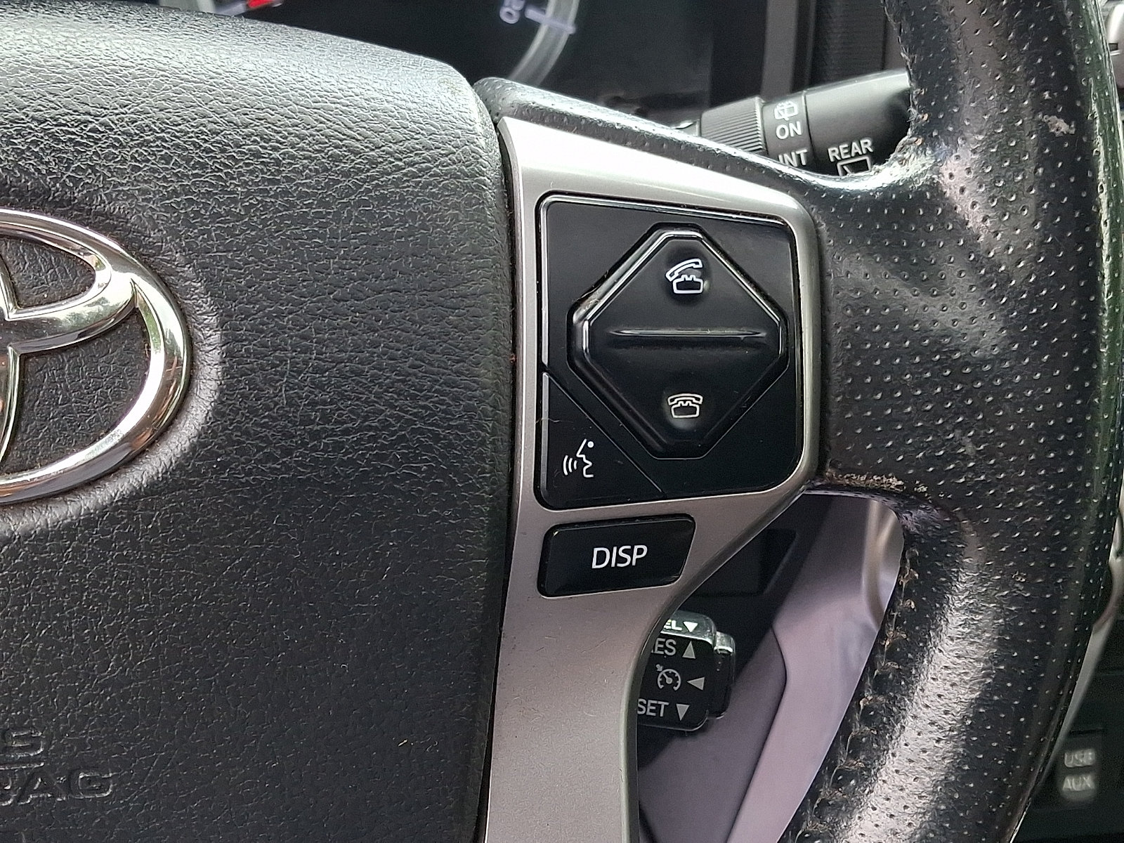 Used 2016 Toyota 4Runner Limited AWD/4WD image 24