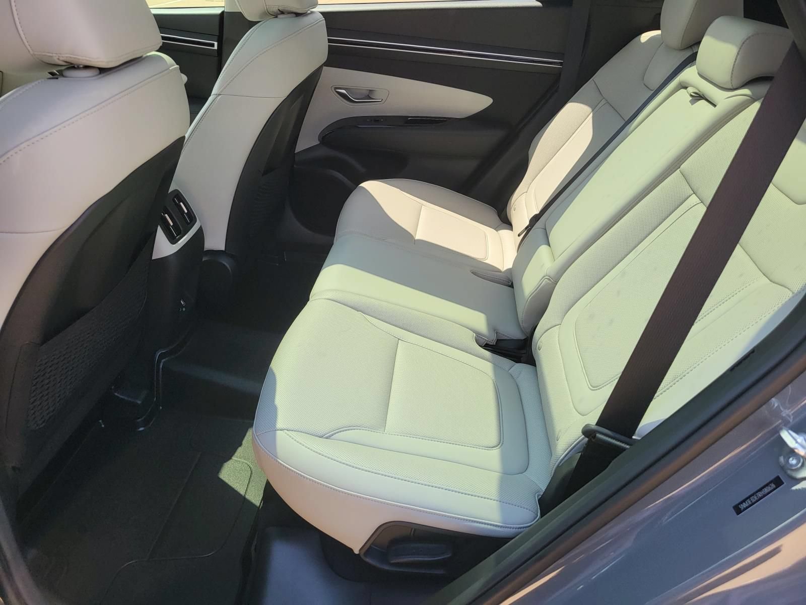 Certified 2024 Hyundai Tucson Limited FWD image 13