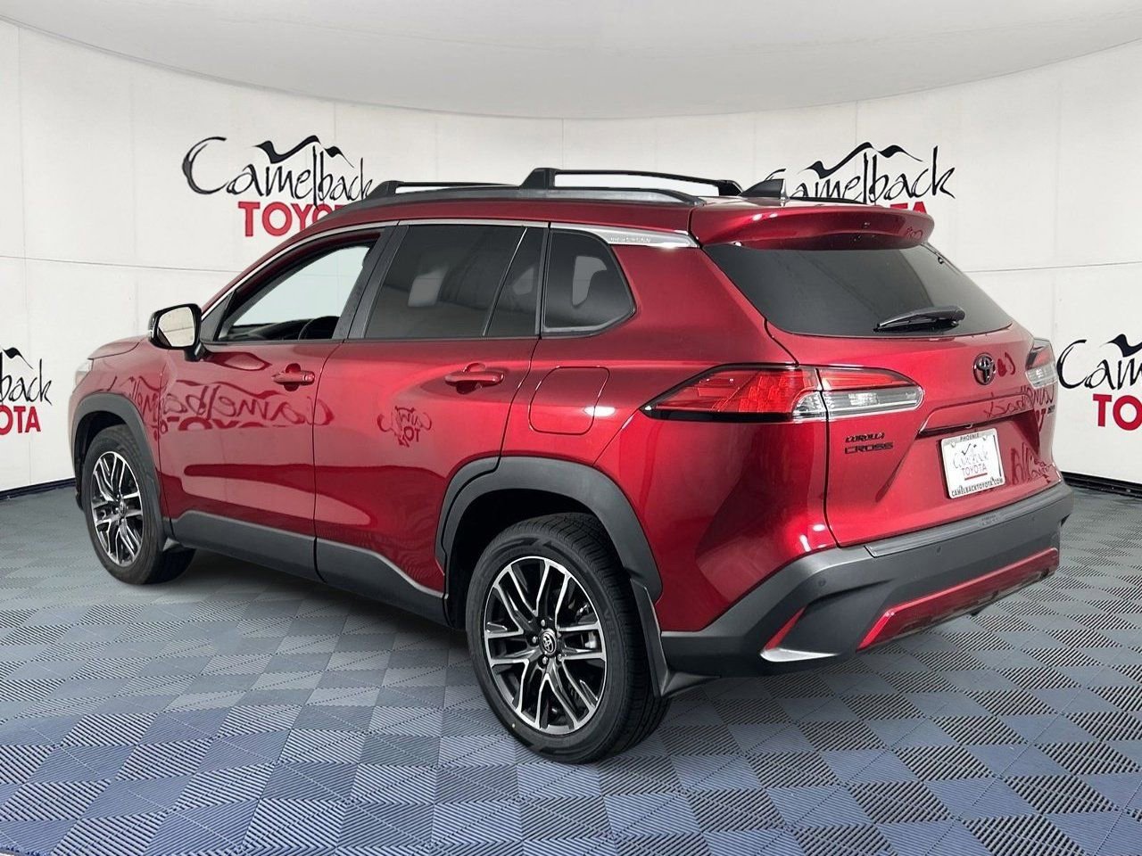 Used 2026 Toyota Corolla Cross XLE w/ Convenience Package image 5