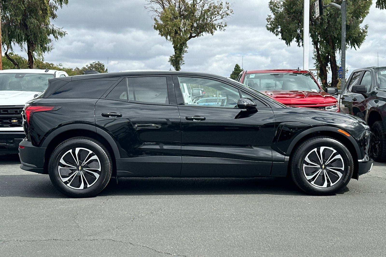 Used 2026 Chevrolet Blazer EV LT image 4