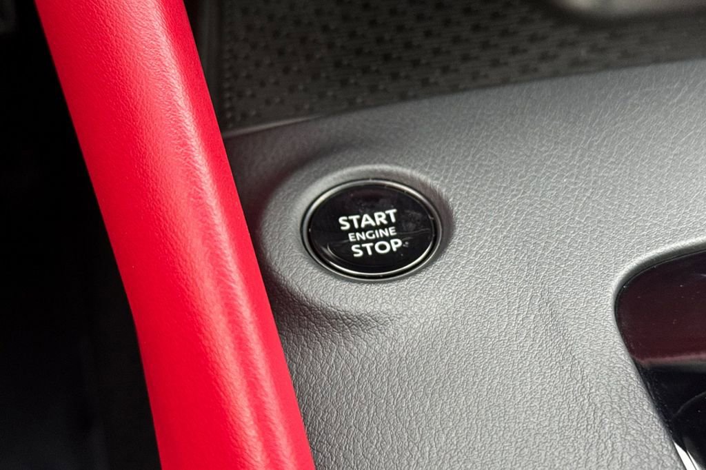 Used 2025 Nissan Z Performance w/ Floor Mat Package image 19