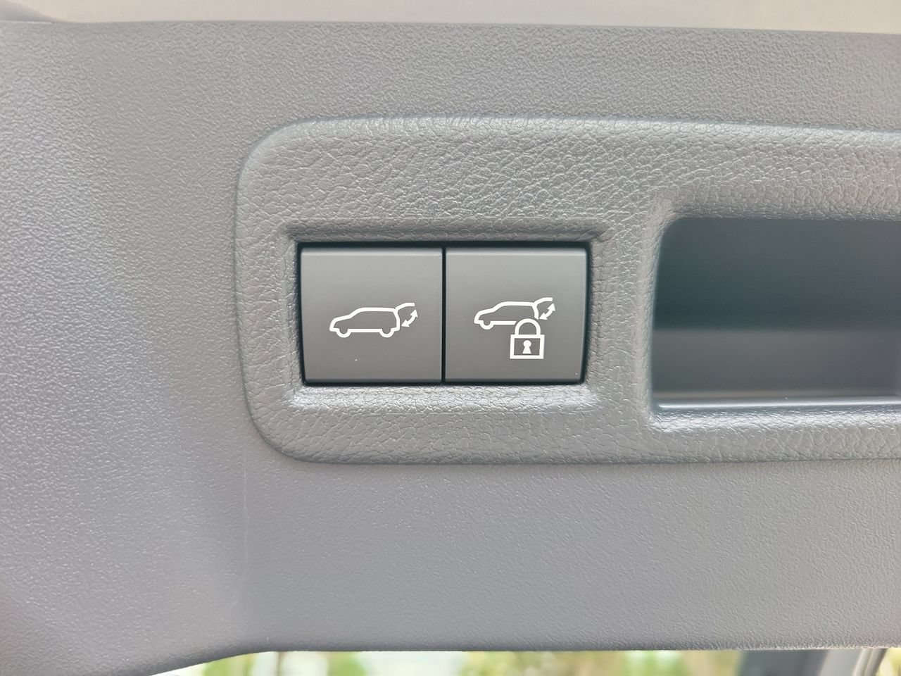 New 2026 Toyota C-HR AWD/4WD image 10