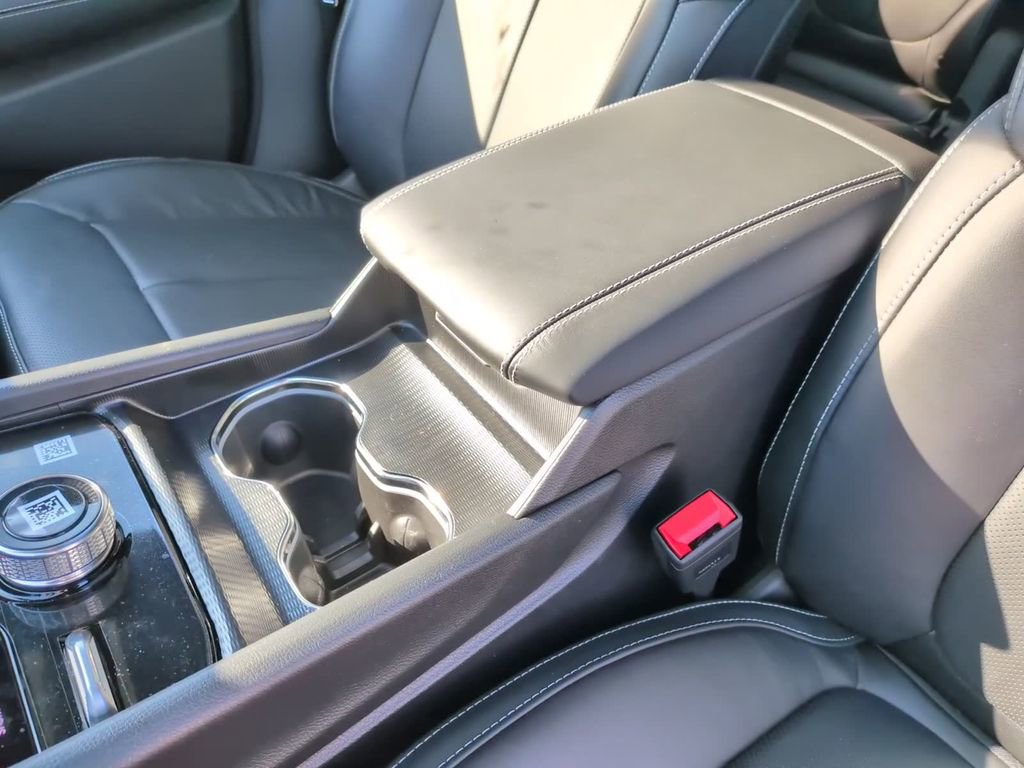 New 2026 Jeep Grand Cherokee L Limited AWD/4WD image 29