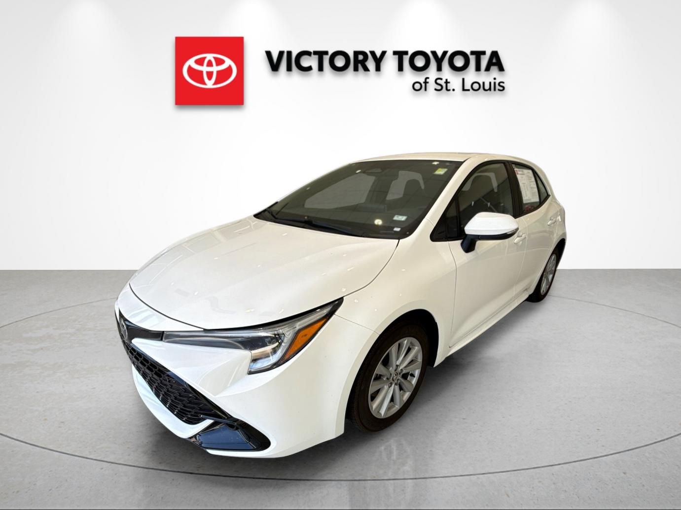Used 2024 Toyota Corolla SE w/ SE Package FWD image 7