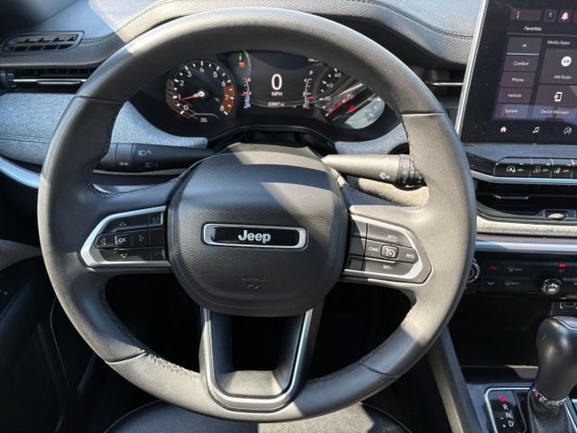 Used 2024 Jeep Compass Latitude AWD/4WD image 21