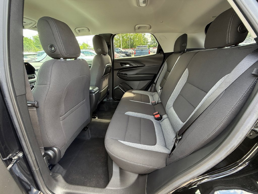 Used 2024 Chevrolet TrailBlazer LT AWD/4WD image 22