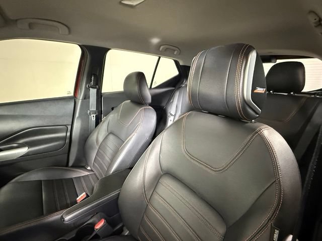 Used 2020 Nissan Kicks SR w/ SR Premium Package FWD image 6
