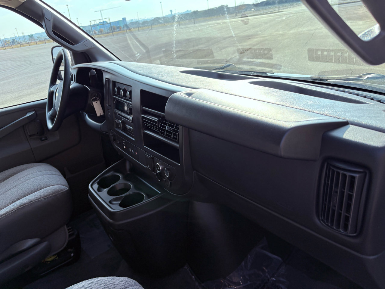 Used 2016 Chevrolet Express 3500 LT w/ LT Preferred Equipment Group image 23