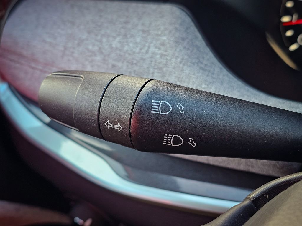 Used 2024 Jeep Compass Latitude image 17