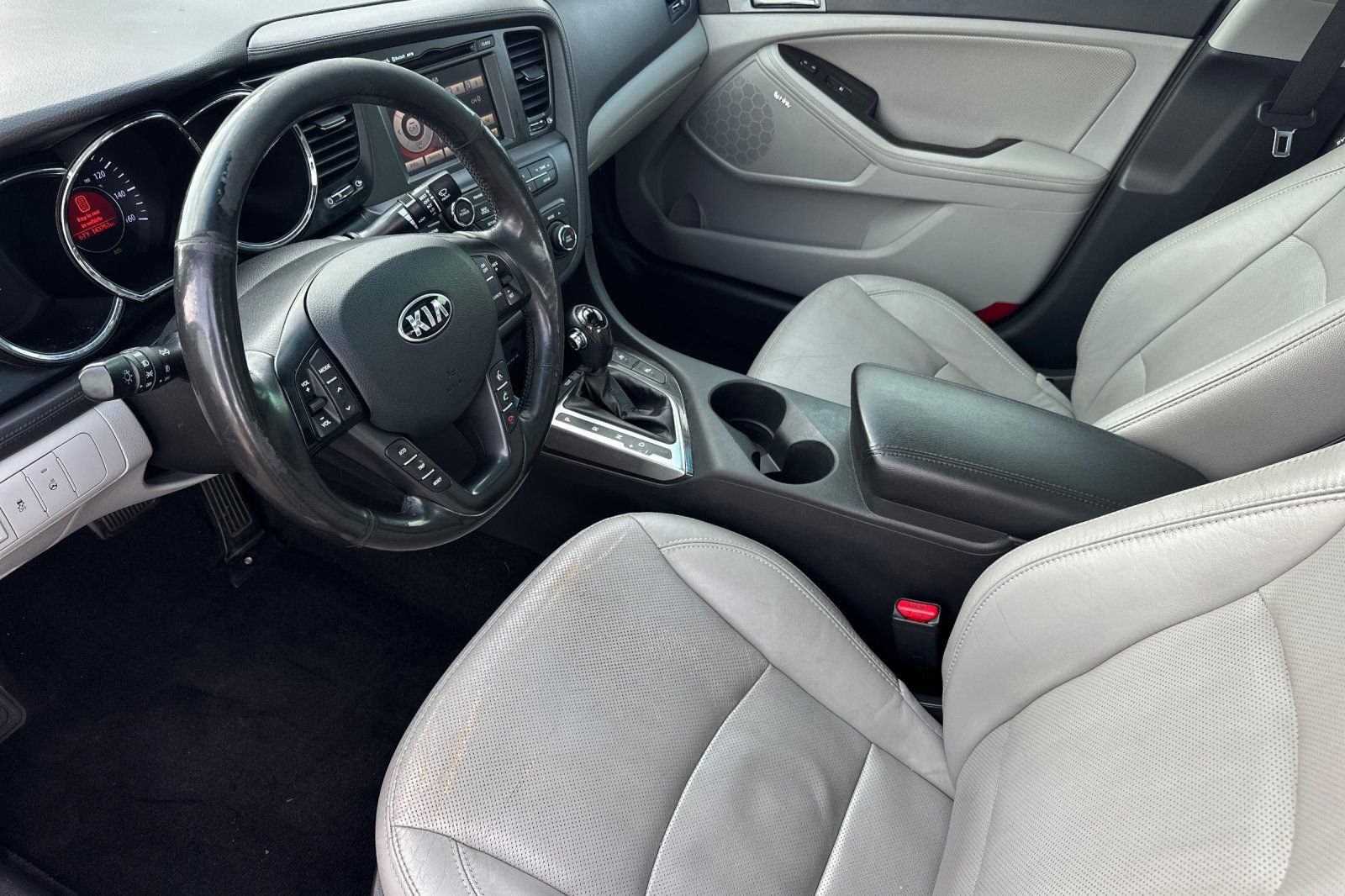 Used 2013 Kia Optima EX w/ Premium Pkg image 10