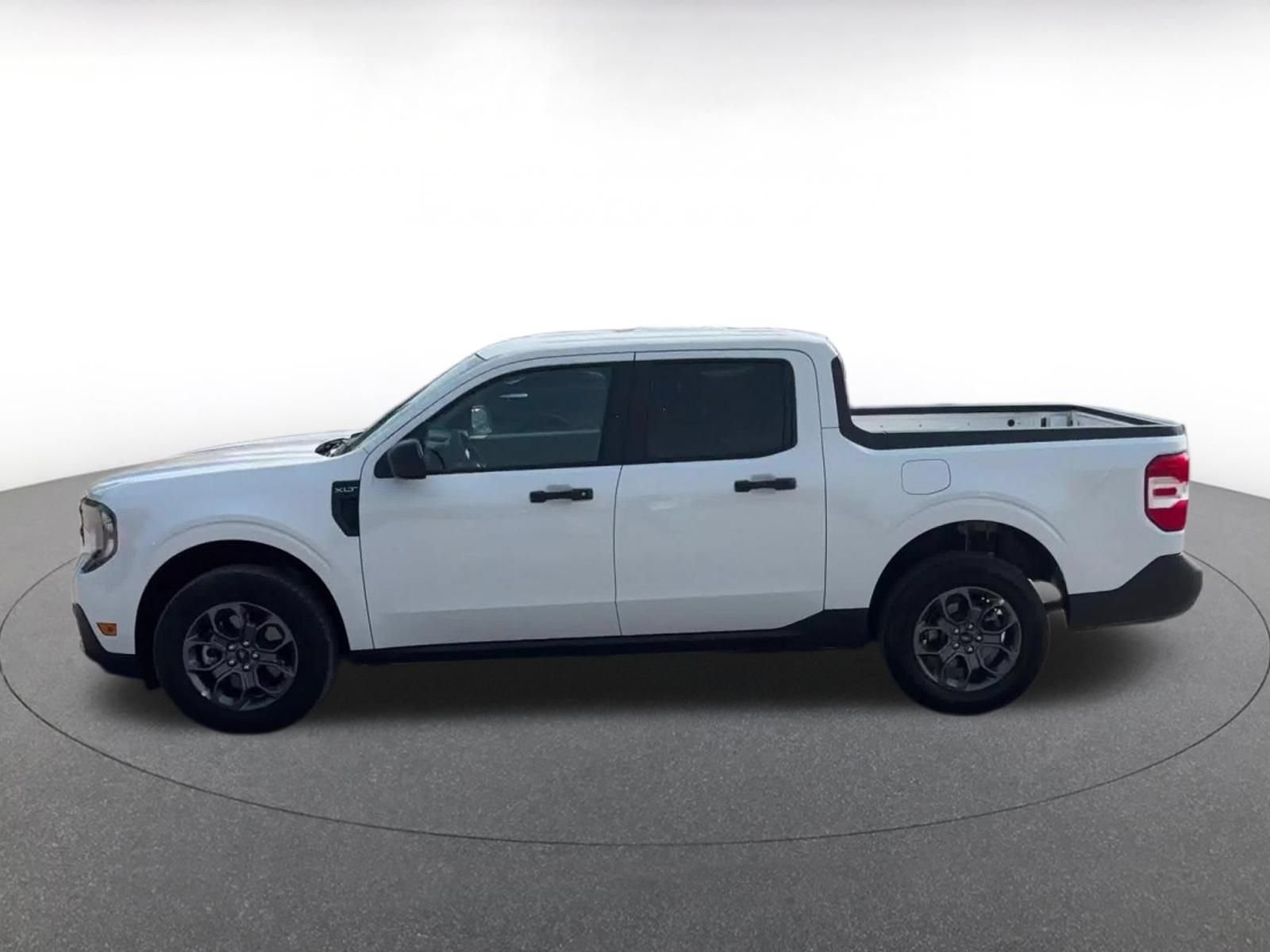 Used 2026 Ford Maverick XLT w/ Equipment Group 301A AWD/4WD image 8