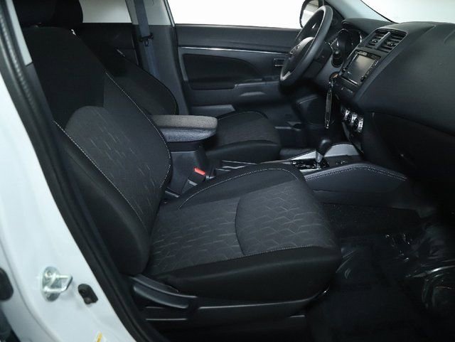 Used 2025 Mitsubishi Outlander Sport AWD image 31