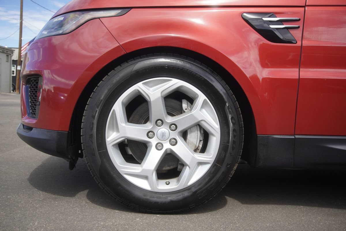 Used 2018 Land Rover Range Rover Sport SE AWD/4WD image 22