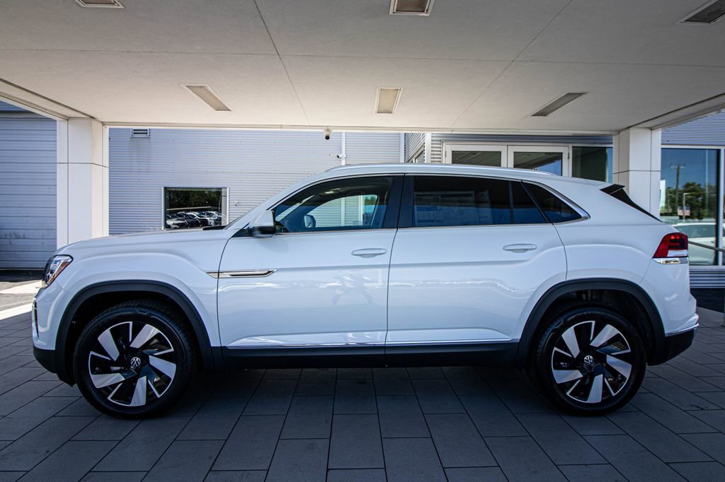 New 2026 Volkswagen Atlas Cross Sport SEL AWD/4WD image 14