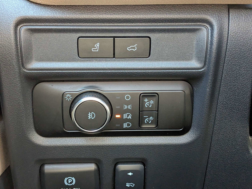 Used 2024 Ford Expedition Max Limited RWD image 27