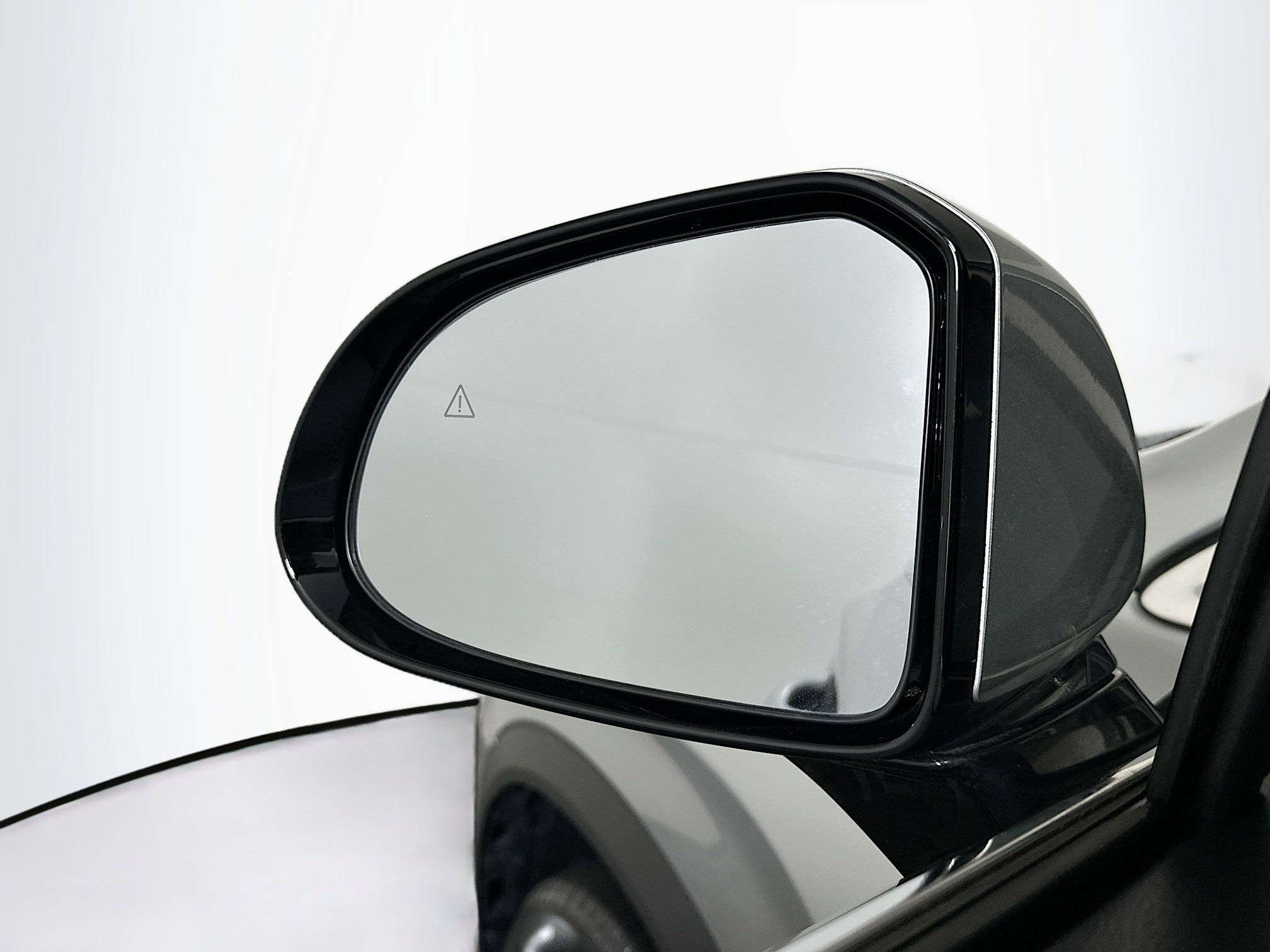 Used 2023 Hyundai Santa Fe SEL image 16