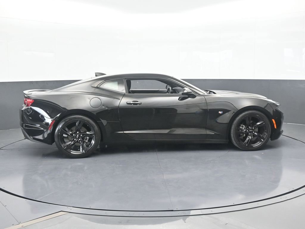 Used 2022 Chevrolet Camaro LT image 7