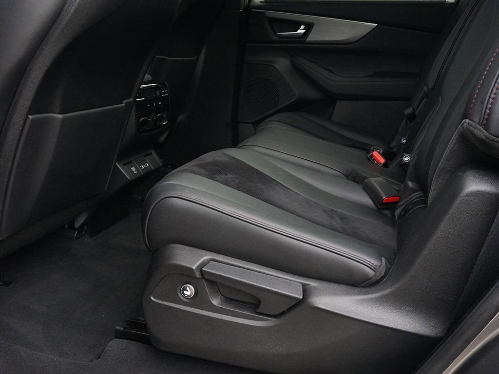 Used 2023 Acura MDX A-Spec image 36