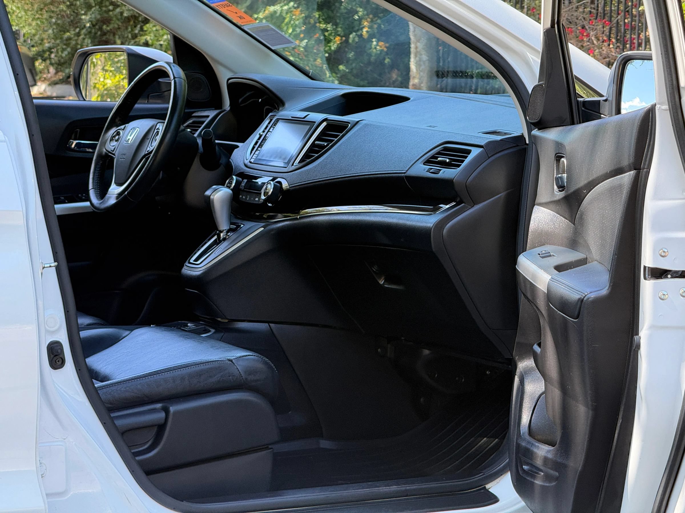 Used 2016 Honda CR-V Touring image 12