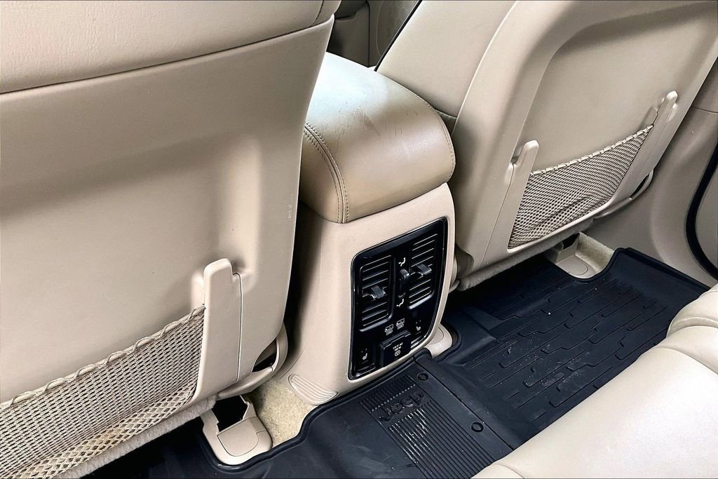 Used 2018 Jeep Grand Cherokee Overland image 10