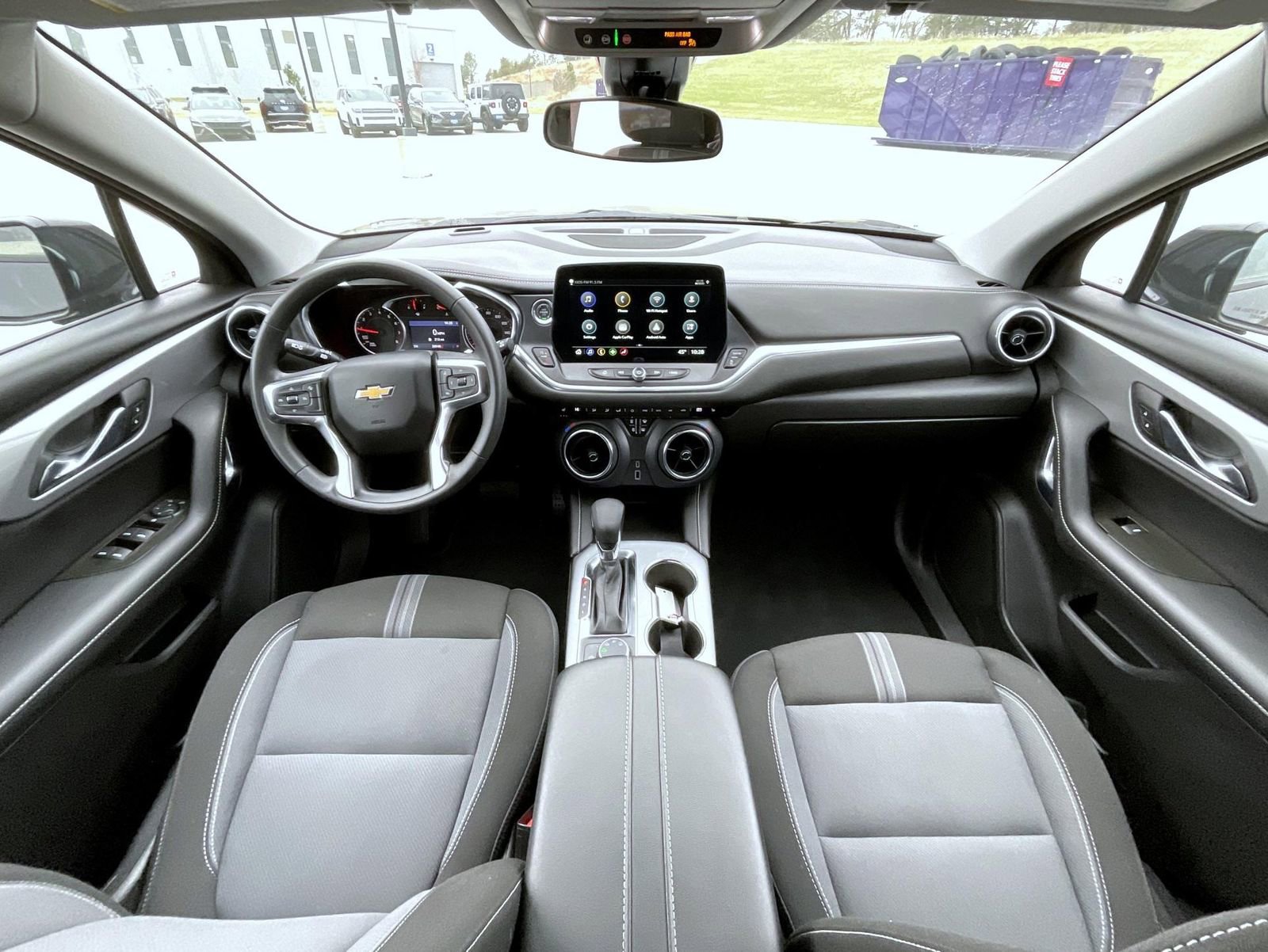 Used 2025 Chevrolet Blazer LT AWD/4WD image 15
