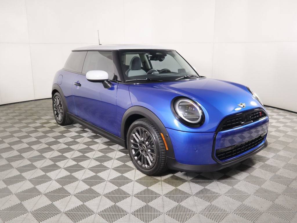 Certified 2025 MINI Cooper S image 3