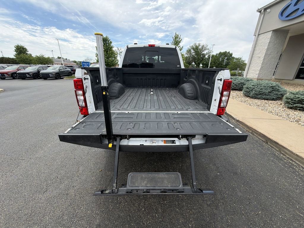 Used 2021 Ford F250 Lariat w/ Chrome Package AWD/4WD image 19