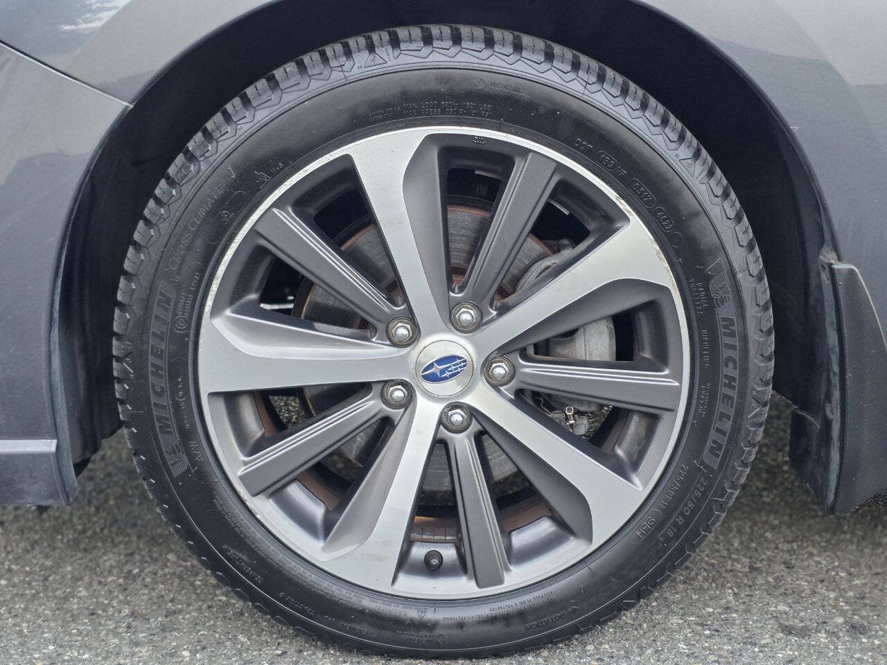 Used 2018 Subaru Legacy 3.6R Limited AWD/4WD image 31